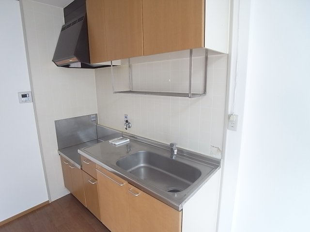 西宮市久出ケ谷町の賃貸マンションのキッチン