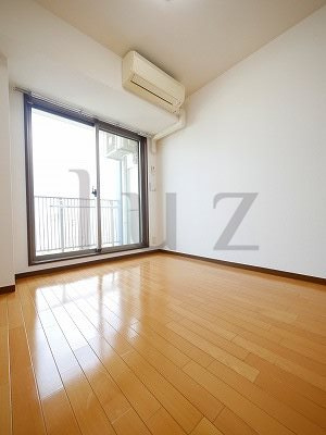 リクレイシア八丁畷の居間・リビング