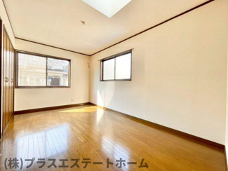 【居間・リビング】 | 腕塚町9丁目一戸建
