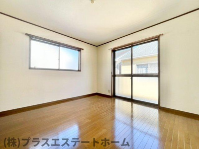 【寝室】 | 腕塚町9丁目一戸建