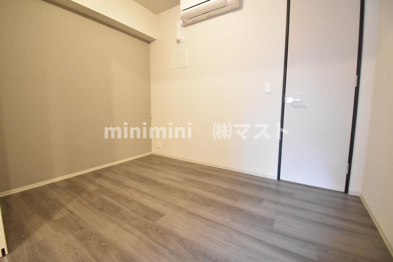 旧プレール・ドゥーク堺筋本町Qの洋室