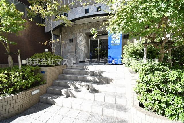 大阪市中央区松屋町の賃貸マンションのエントランス