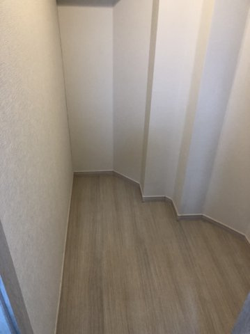 北砂6丁目戸建の収納|1Fウォークインクローゼット