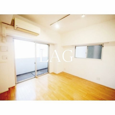 【居間・リビング】 | コンフォリア浅草駒形 | 洋室のお部屋です。