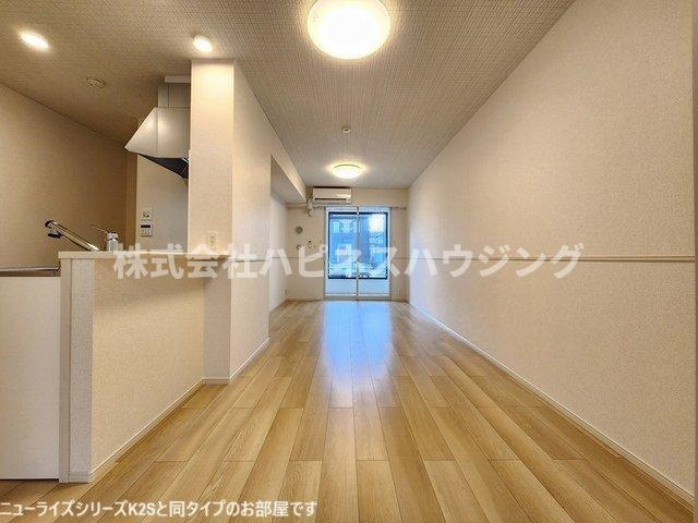 ジェルメ柏Ａ棟の居間・リビング