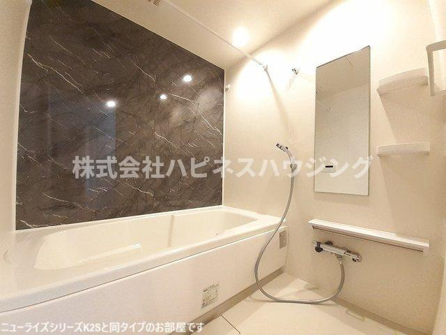 ジェルメ柏Ａ棟の浴室