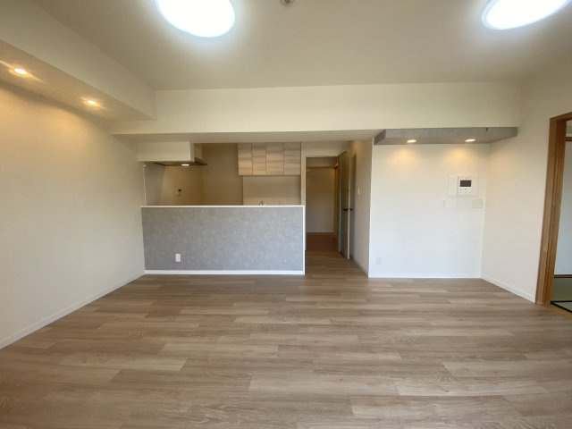 日神パレステージ町屋の居間・リビング