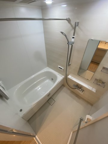 日神パレステージ町屋の浴室