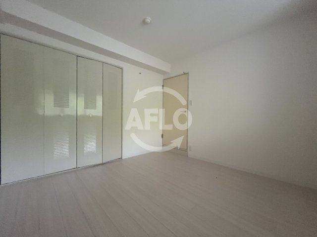 アーバンパーク緑地公園の洋室|洋室