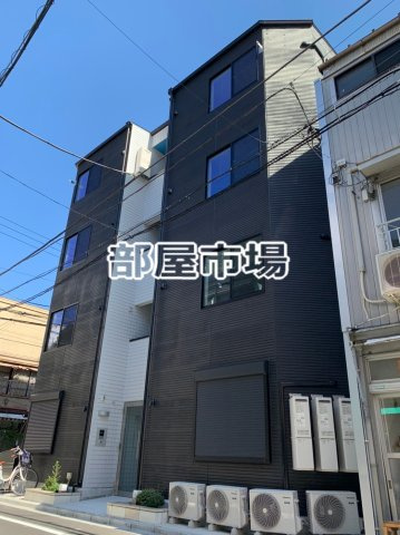 雨千平安楼の外観