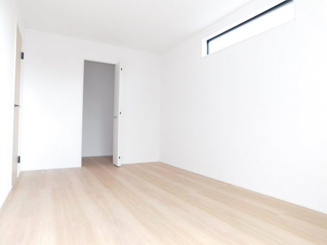 清須市中河原の新築一戸建の洋室|◇洋室◇　　明るい洋室６．７５帖　ウォークインクローゼット完備！　バルコニー付き♪