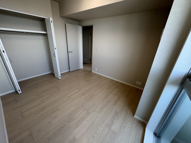 ブランズタワー南千住の洋室