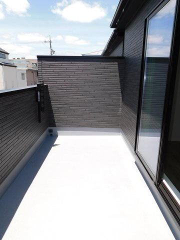 名古屋市昭和区元宮町６丁目の新築一戸建のバルコニー|◇バルコニー◇　　南面で陽当たり良好なワイドバルコニー♪！