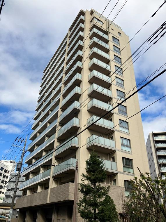 プラウド浦和常盤マークスの外観