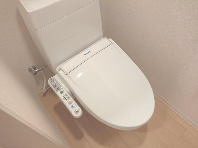 クレシアＡのトイレ|シャワー付トイレ