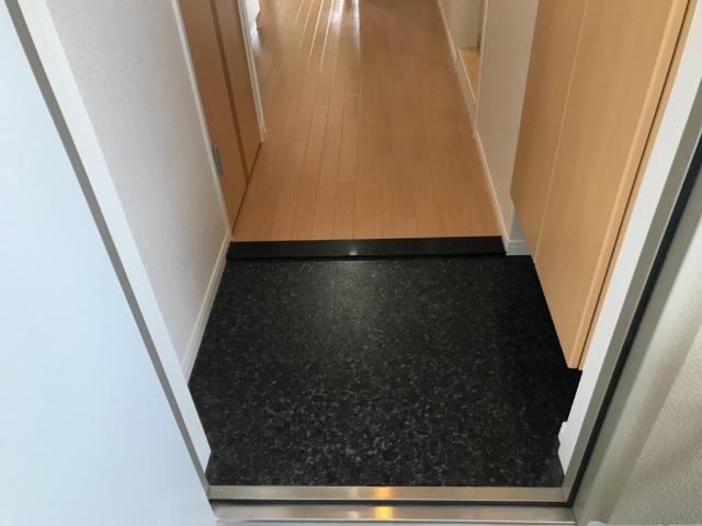 ラッフル金城の玄関|玄関