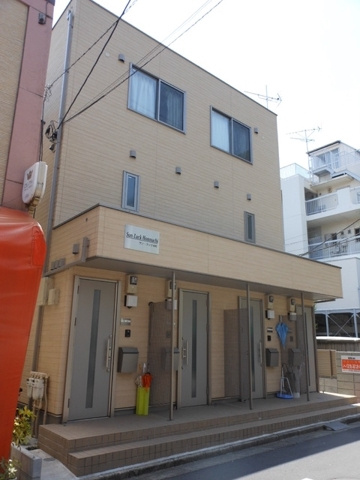 サン・ラック本町の外観