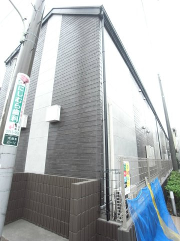 リブリ・インフロントの外観
