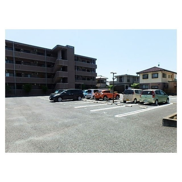 パライソの駐車場