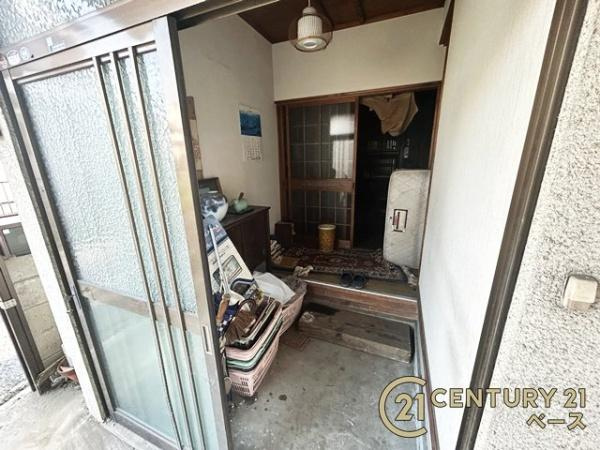 大和高田市南陽町の中古一戸建の玄関|■広くて明るい玄関！！