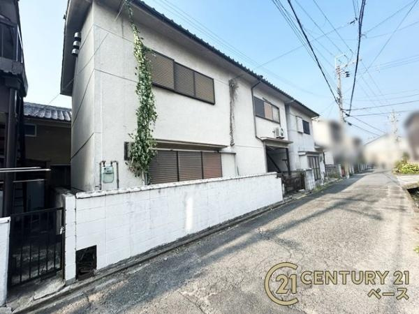 大和高田市南陽町の中古一戸建の前面道路含む現地写真|■落ち着いた雰囲気の閑静な住宅地内です！