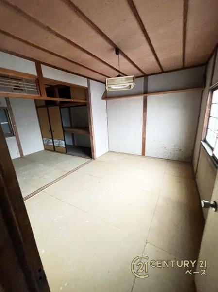大和高田市南陽町の中古一戸建の洋室|■明るい雰囲気の洋室です！