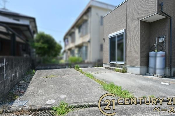 北葛城郡広陵町古寺　一戸建の駐車場