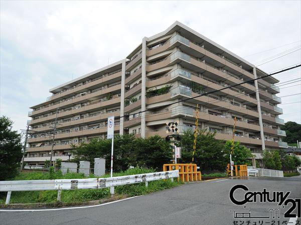 パークナード橿原岡寺のその他|■現地撮影写真■コンビニやドラッグストアまで徒歩圏内！お買い物も楽々スムーズです！