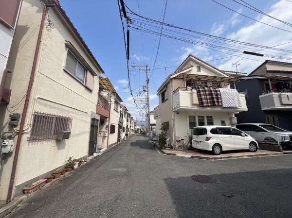 【前面道路含む現地写真】