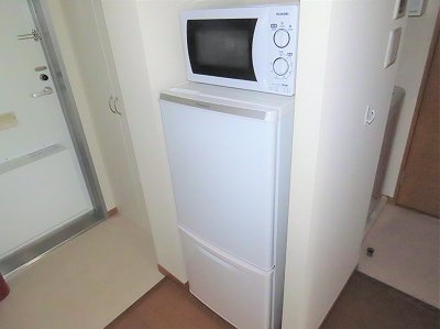 レオパレス満のその他|電子レンジ、冷蔵庫完備