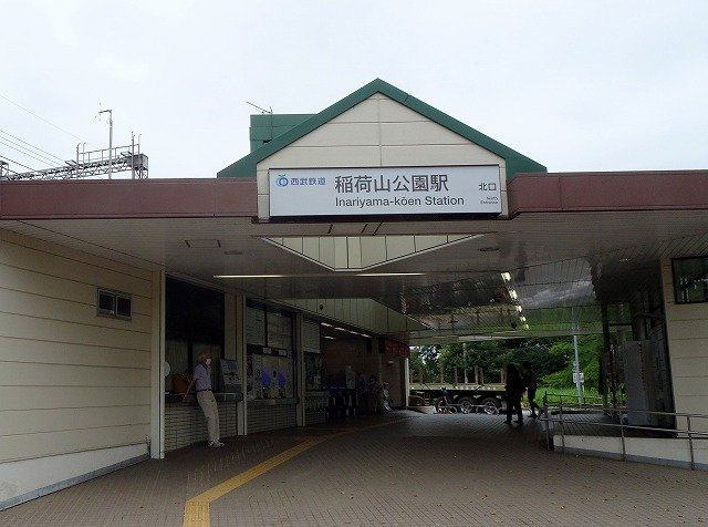 レオパレス稲荷山ヒルズの周辺