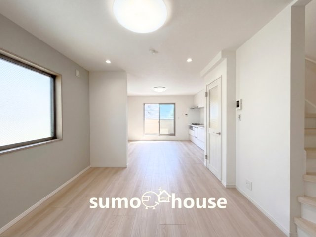 下作延2丁目戸建の居間・リビング|ゆったり過ごせる居間です