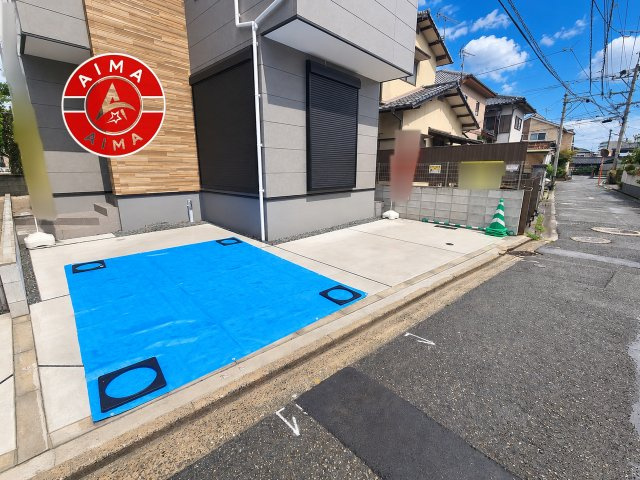 福岡市早良区飯倉3丁目第6-2棟（1号棟）の外観|広々した駐車場です。