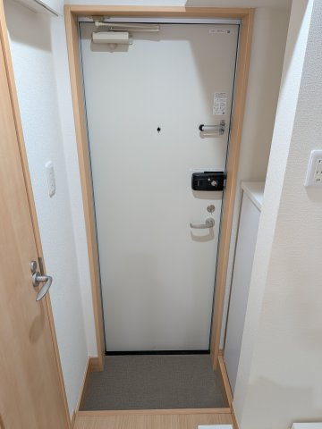 【玄関】 | ソルロス船橋 | スッキリまとまった玄関です