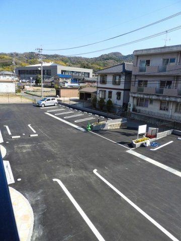 モアナＡの駐車場|駐車場があるので、車を買う予定の方も安心です