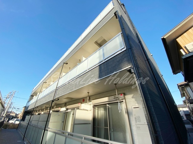 大和市上草柳１丁目の賃貸マンションの外観