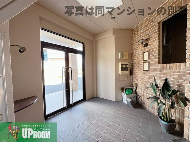 アドヴァンスのロビー