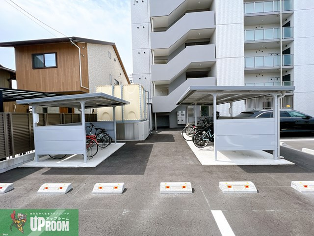 ひだまりマンションの駐車場