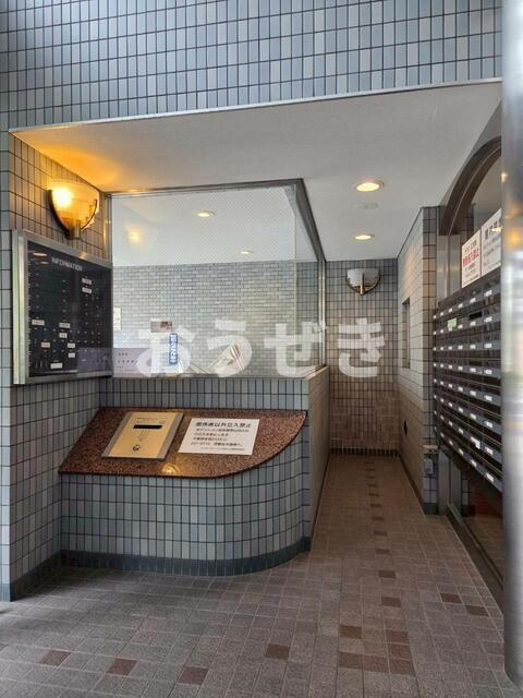 ライオンズマンション野毛山公園南のロビー