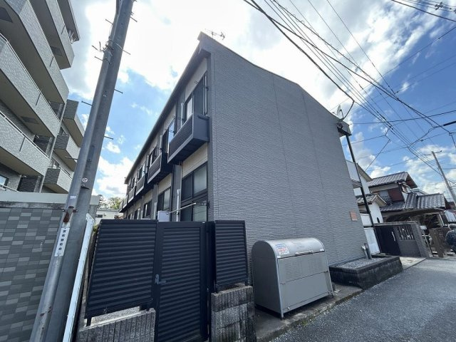 レオパレス楠