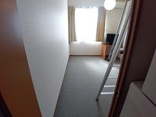 レオパレスボーリユトトロの居間・リビング|ゆったり過ごせる居間です