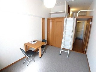 レオパレスボーリユトトロの居間・リビング|ゆったりとしたリビングです
