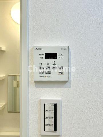 ニックアーバンハイム東陽町の冷暖房・空調設備|【浴室乾燥機】暖房・冷風・換気・乾燥が可能です。毎日を快適に過ごせるうれしい機能が揃っています。雨の日の洗濯物も安心です。