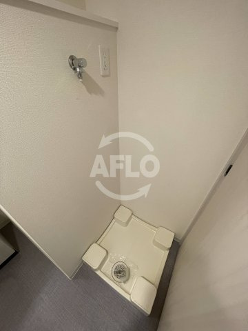 プレサンス新大阪ジェイズの洗面所|プレサンス新大阪ジェイズ　洗濯パン