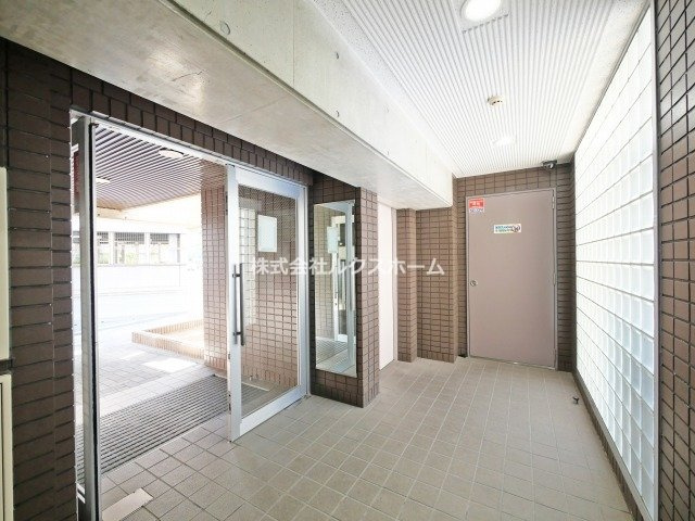永代町壱番館のエントランス|ゆとりのあるエントランスです