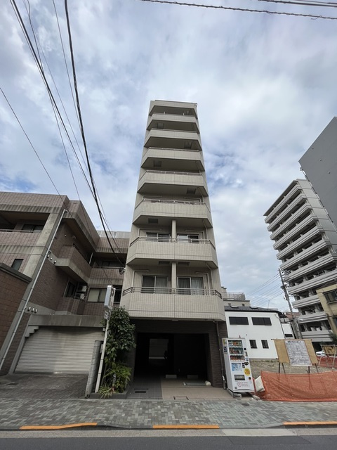ププレ三ノ輪壱番館の外観