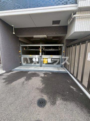 プレサンス神戸元町ミューズの駐車場