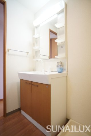 熊本市西区蓮台寺５丁目のアパートの独立洗面台