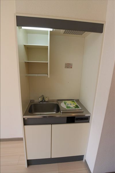 ユニテック東海大前Ⅰのキッチン|コンパクトなキッチンで掃除もラクラク
