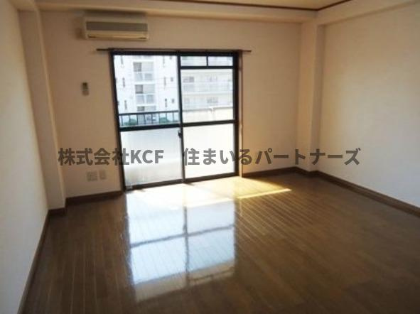セカンドキャビンの洋室|個人の部屋や寝室として使える洋室です
